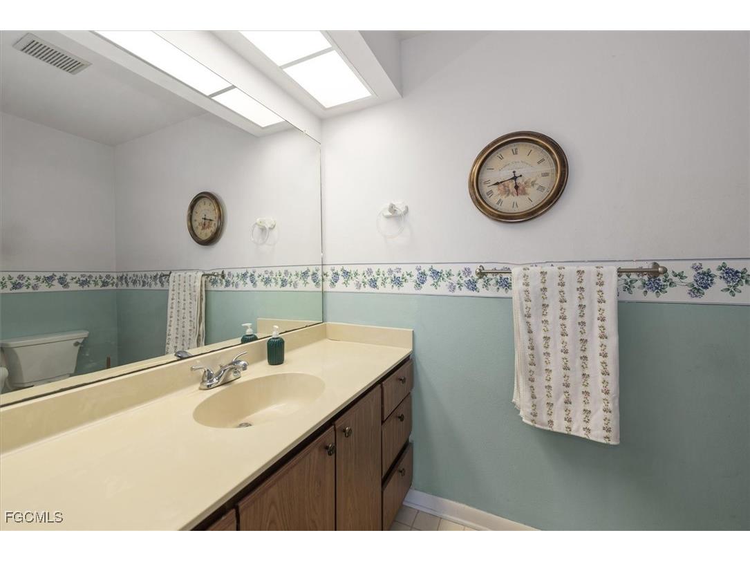 6852 Sandtrap Drive #4 Fort Myers FL 33919 2025015497 image15