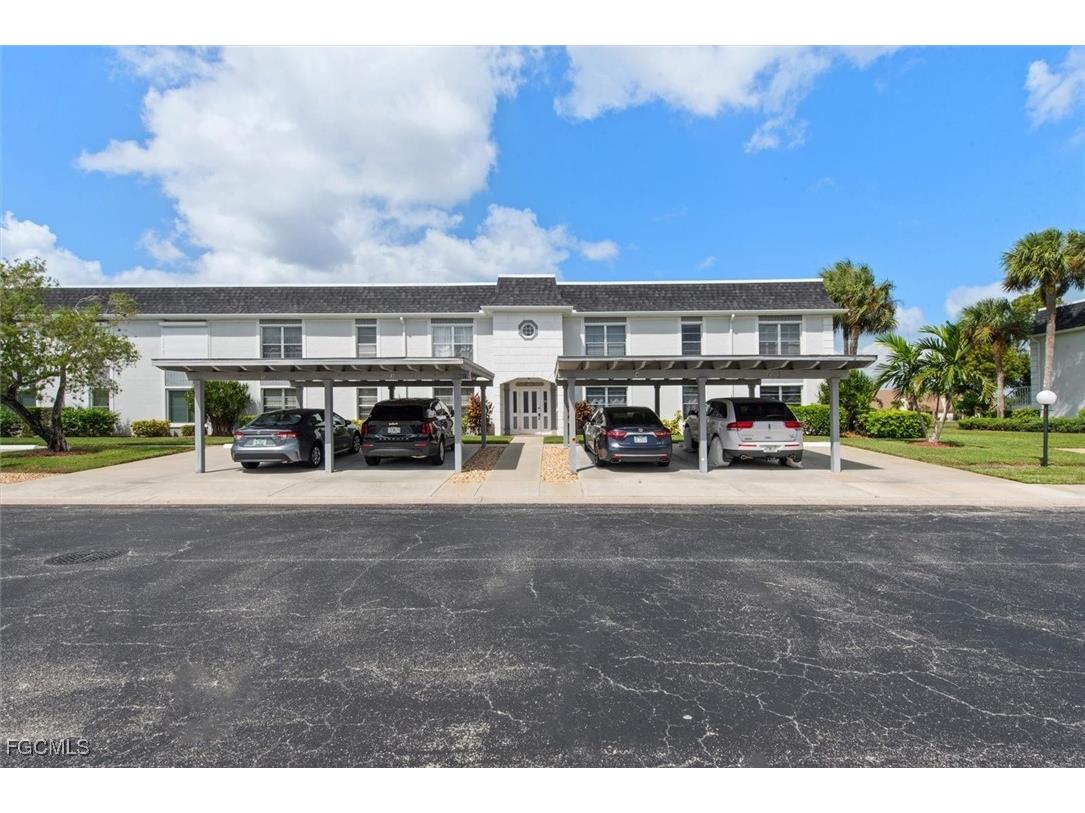 6852 Sandtrap Drive #4 Fort Myers FL 33919 2025015497 image5