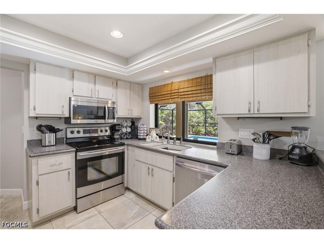 6856 Fairview Street Fort Myers FL 33966 2026022998 image11