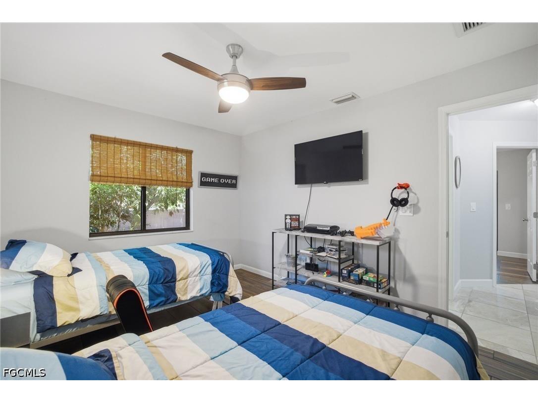 6856 Fairview Street Fort Myers FL 33966 2026022998 image23
