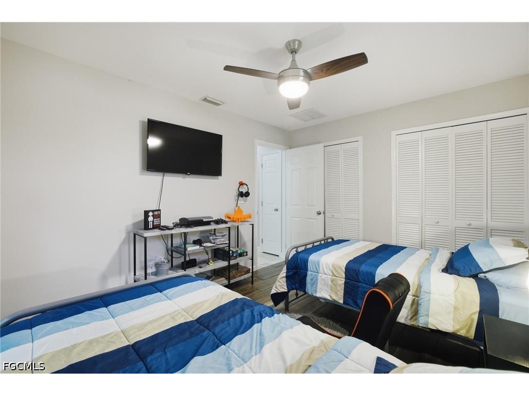 6856 Fairview Street Fort Myers FL 33966 2026022998 image24