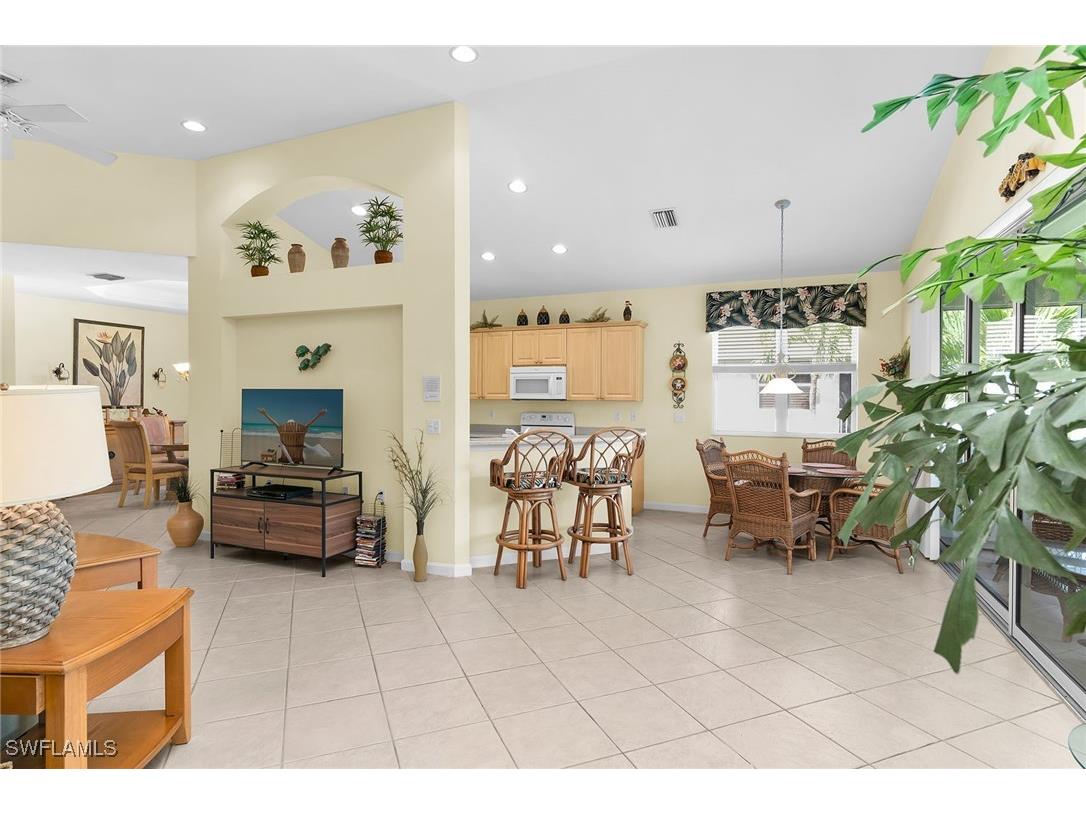 6858 Ascot Drive #201 Naples FL 34113 226000072 image12