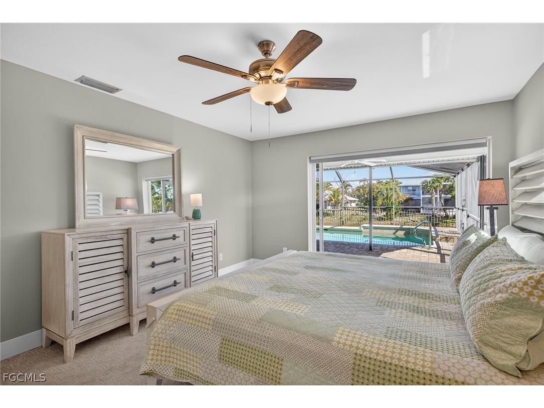 686 Emeril Court Sanibel FL 33957 2026004589 image17