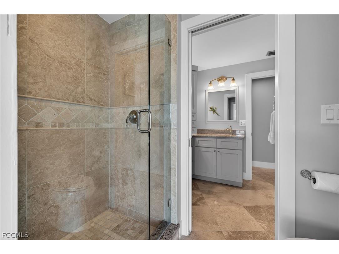 686 Emeril Court Sanibel FL 33957 2026004589 image27