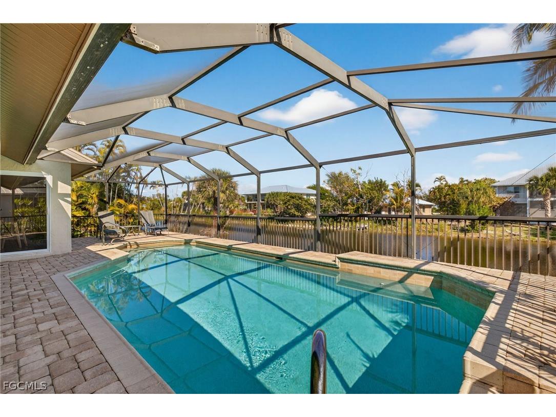 686 Emeril Court Sanibel FL 33957 2026004589 image33