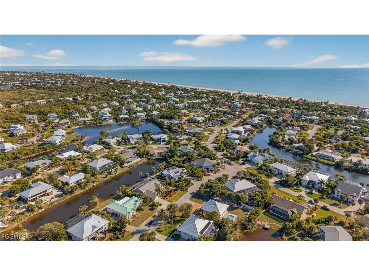 686 Emeril Court Sanibel FL 33957 2026004589 image45