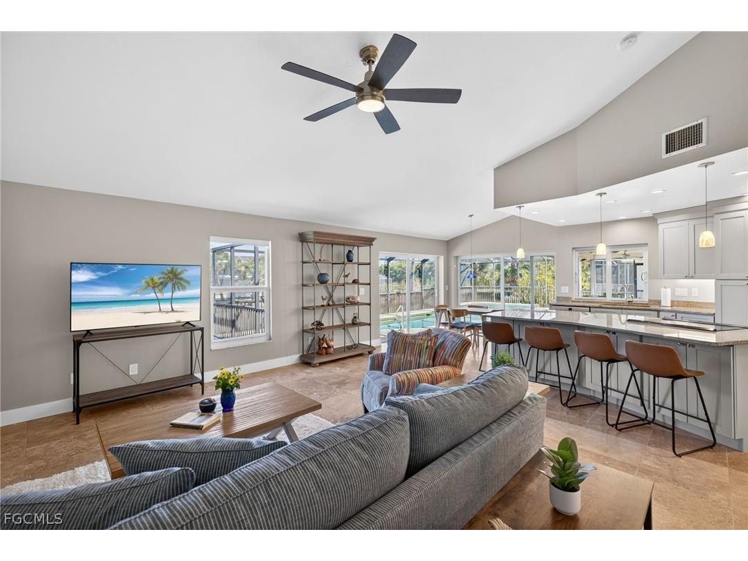 686 Emeril Court Sanibel FL 33957 2026004589 image5