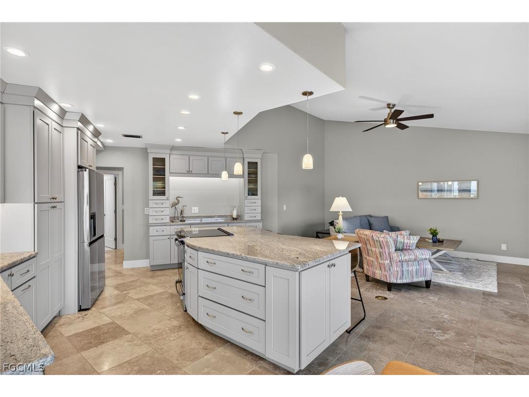 686 Emeril Court Sanibel FL 33957 2026004589 image9