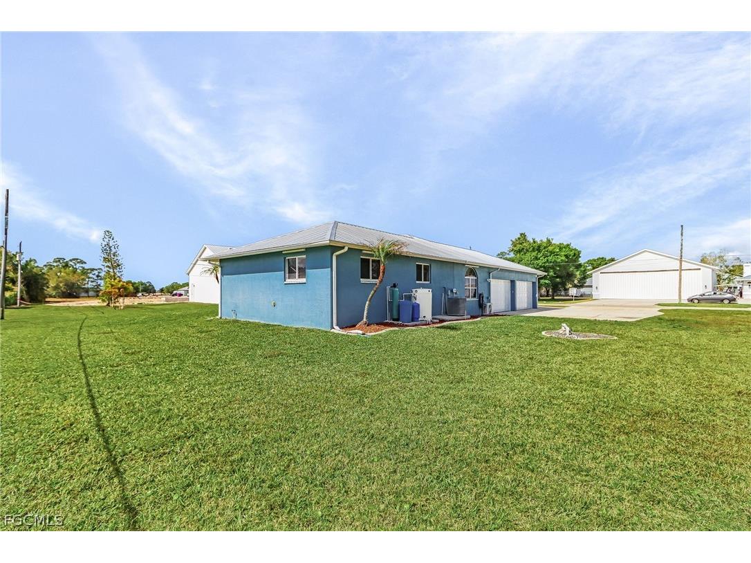 6861 Cadet Avenue Fort Myers FL 33905 2026012258 image38