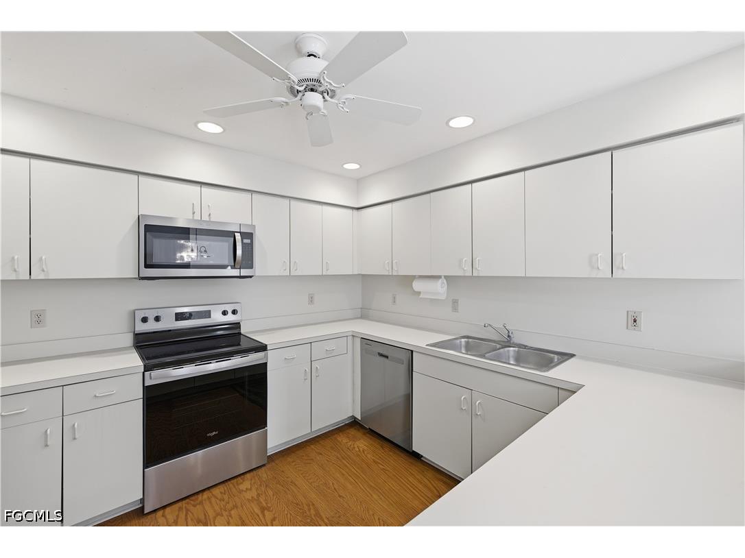 6867 Pentland Way #52 Fort Myers FL 33966 2026009715 image11