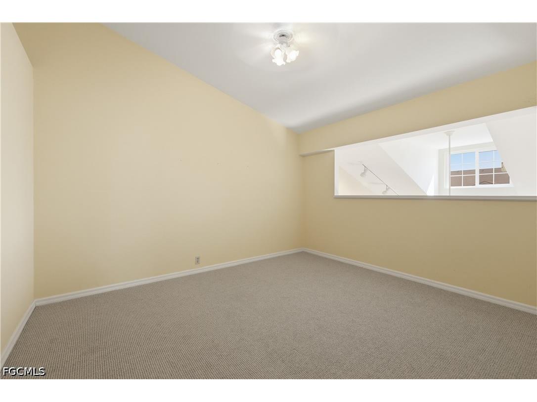 6867 Pentland Way #52 Fort Myers FL 33966 2026009715 image27