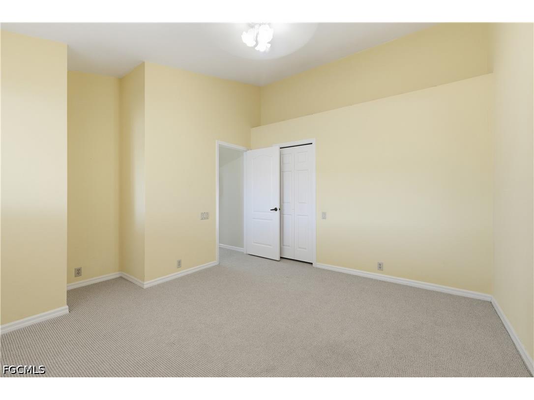 6867 Pentland Way #52 Fort Myers FL 33966 2026009715 image28