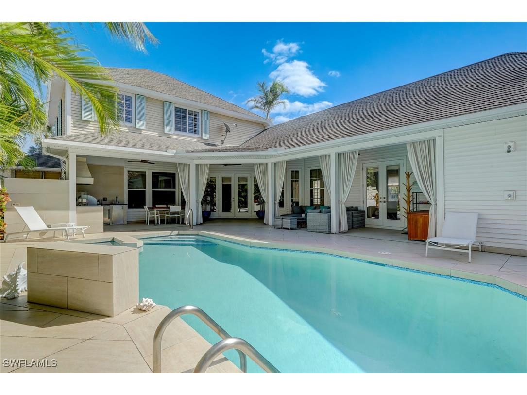 687 9th Avenue S Naples FL 34102 225070622 image3