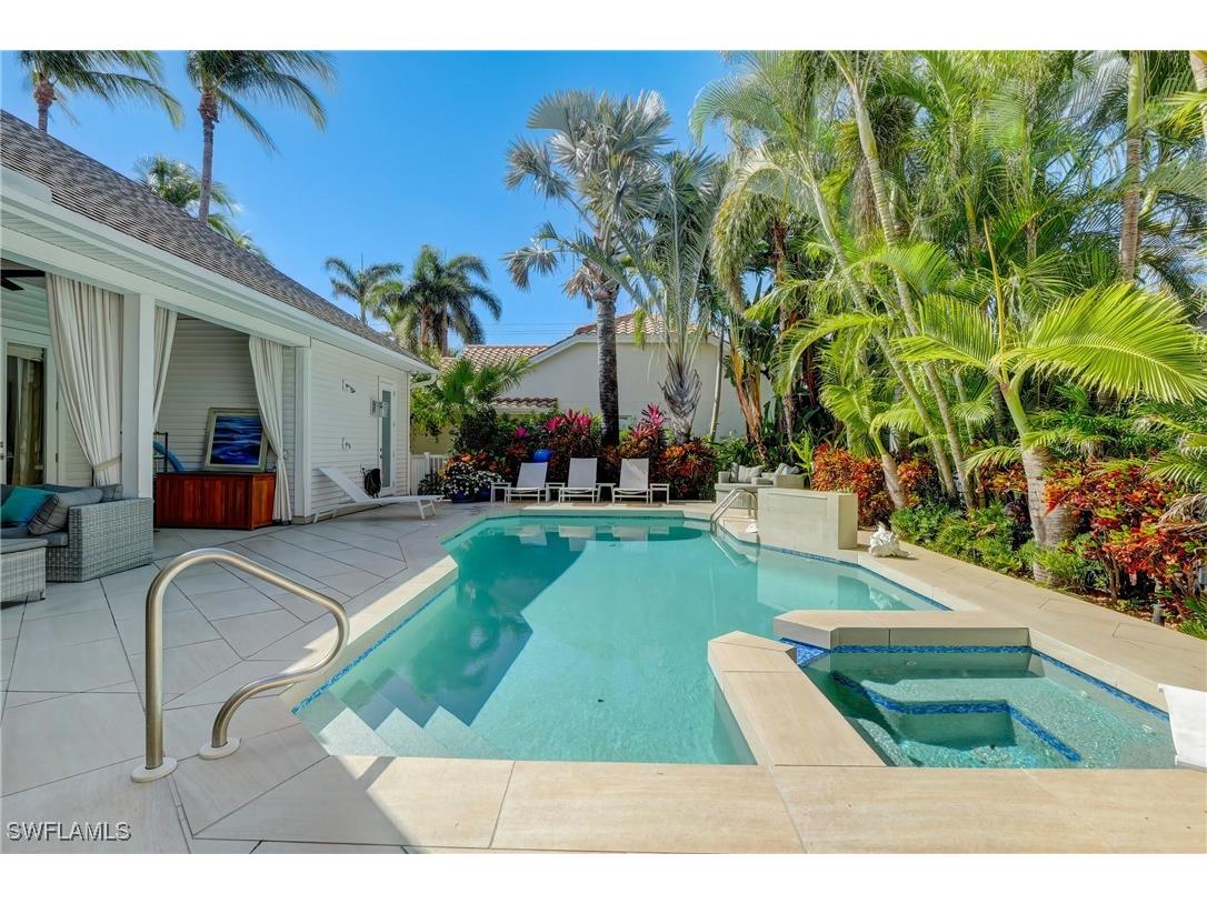 687 9th Avenue S Naples FL 34102 225070622 image33