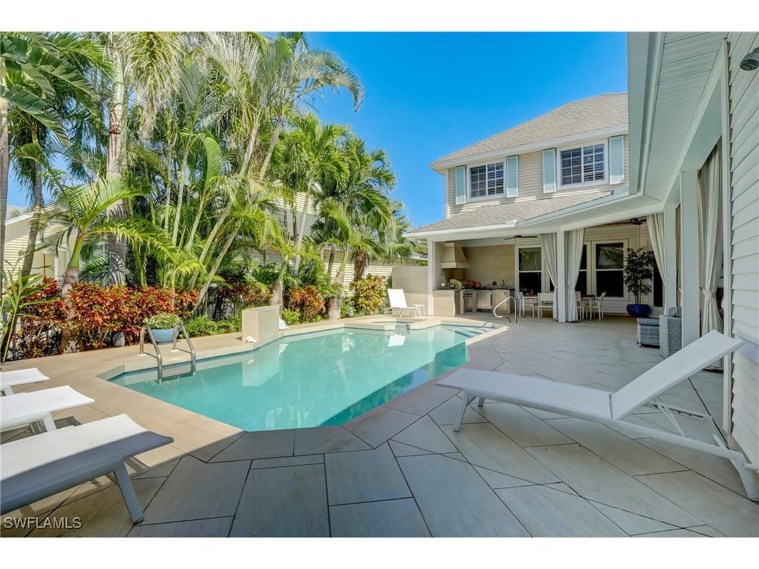 687 9th Avenue S Naples FL 34102 225070622 image34