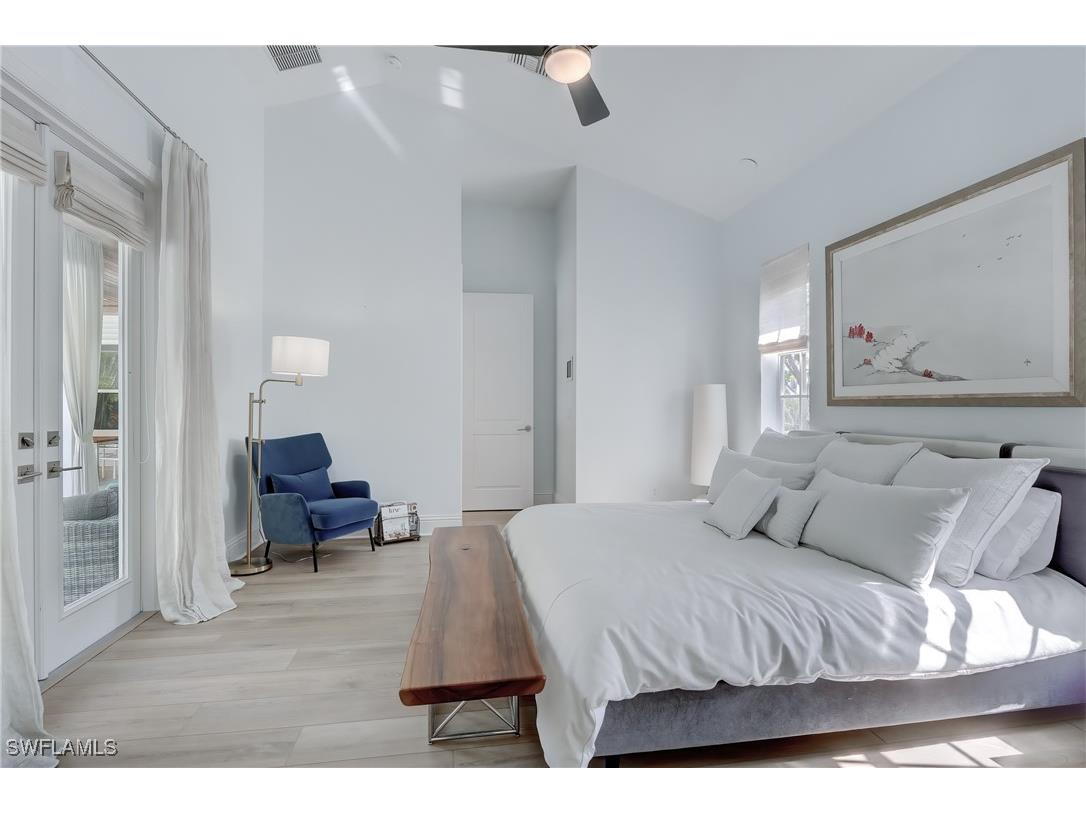 687 9th Avenue S Naples FL 34102 225070622 image7