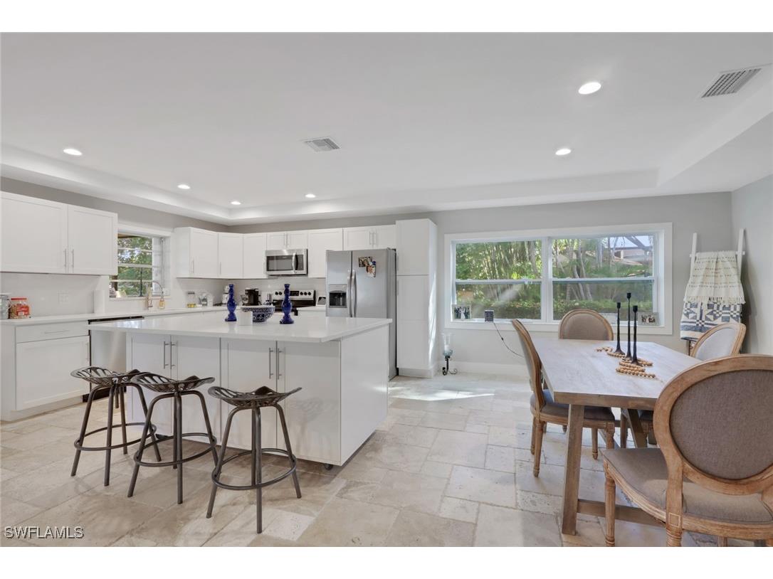 687 Cypress Way E Naples FL 34110 225079743 image1