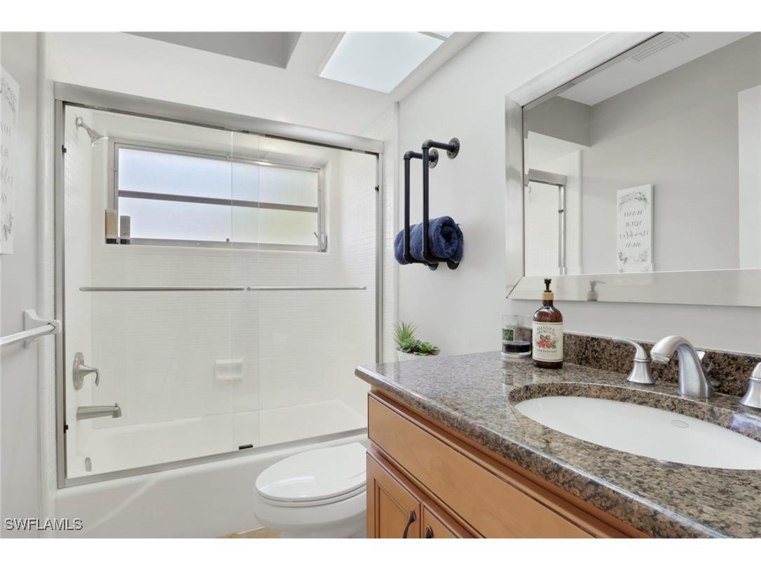 687 Cypress Way E Naples FL 34110 225079743 image21