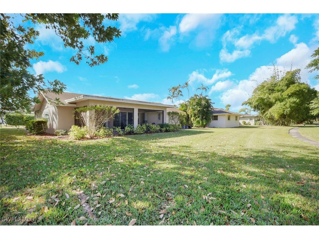 687 Cypress Way E Naples FL 34110 225079743 image24