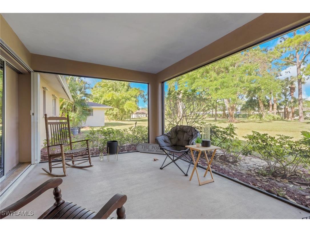 687 Cypress Way E Naples FL 34110 225079743 image26