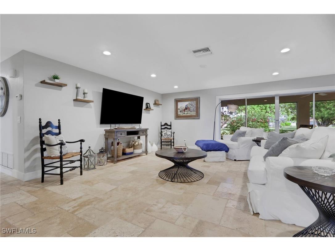 687 Cypress Way E Naples FL 34110 225079743 image6