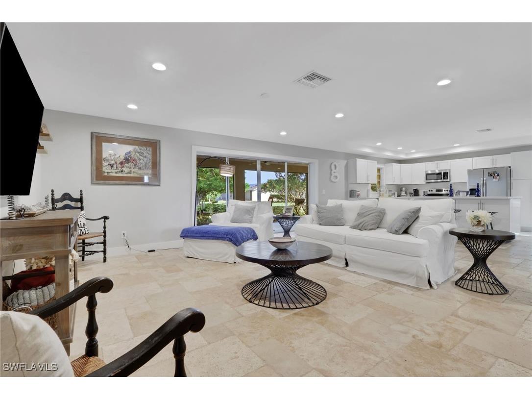 687 Cypress Way E Naples FL 34110 225079743 image7