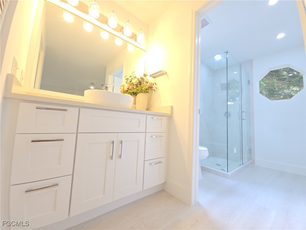 687 Grove Drive Naples FL 34120 225047185 image22