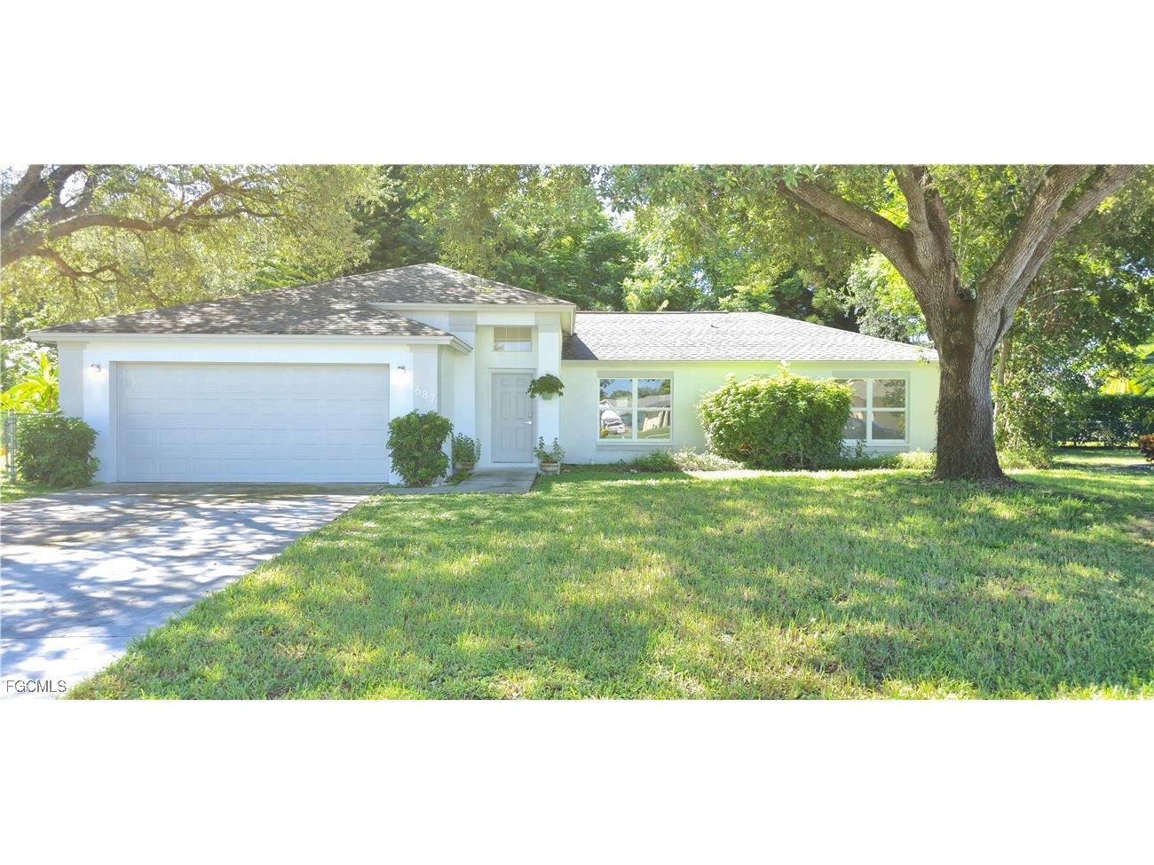 687 Grove Drive Naples FL 34120 225047185 image3