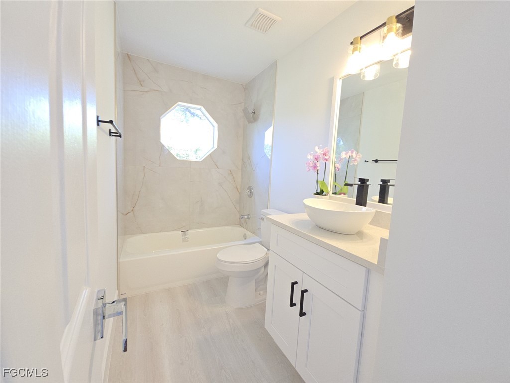 687 Grove Drive Naples FL 34120 225047185 image34