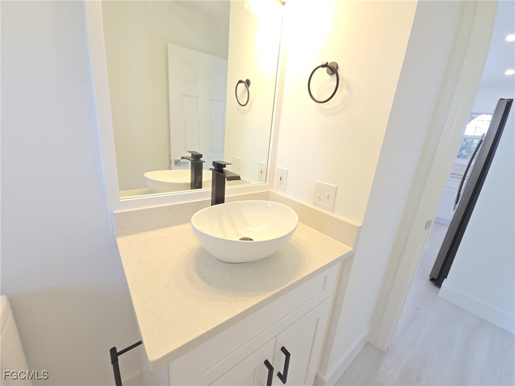 687 Grove Drive Naples FL 34120 225047185 image35