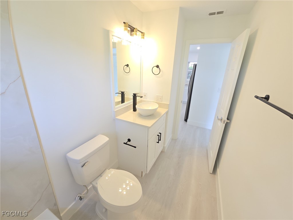 687 Grove Drive Naples FL 34120 225047185 image36