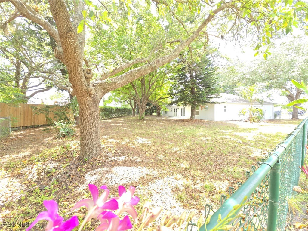 687 Grove Drive Naples FL 34120 225047185 image43