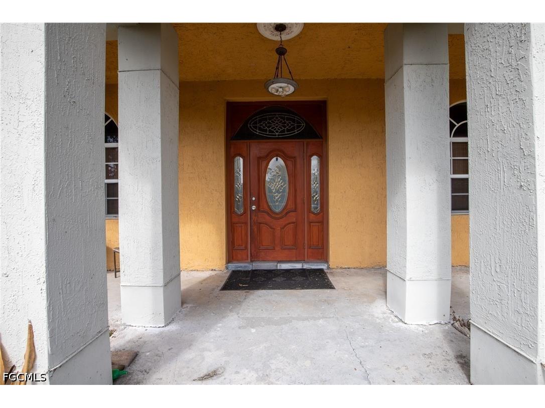 687 Montura Avenue Clewiston FL 33440 2026015218 image2
