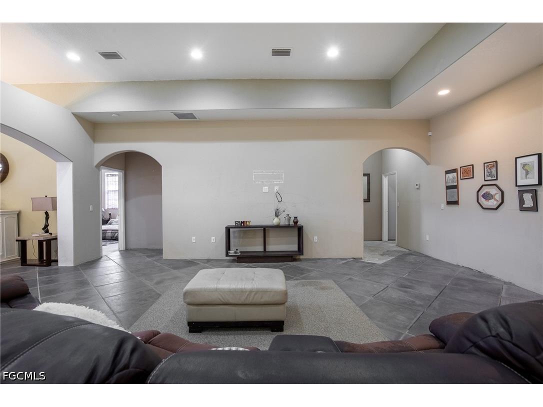 687 Montura Avenue Clewiston FL 33440 2026015218 image33