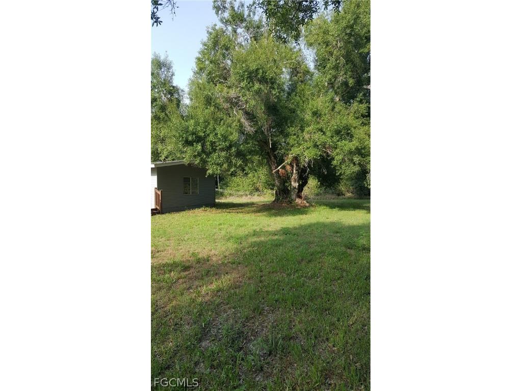 6870 Golden Road North Fort Myers FL 33917 2026008140 image23