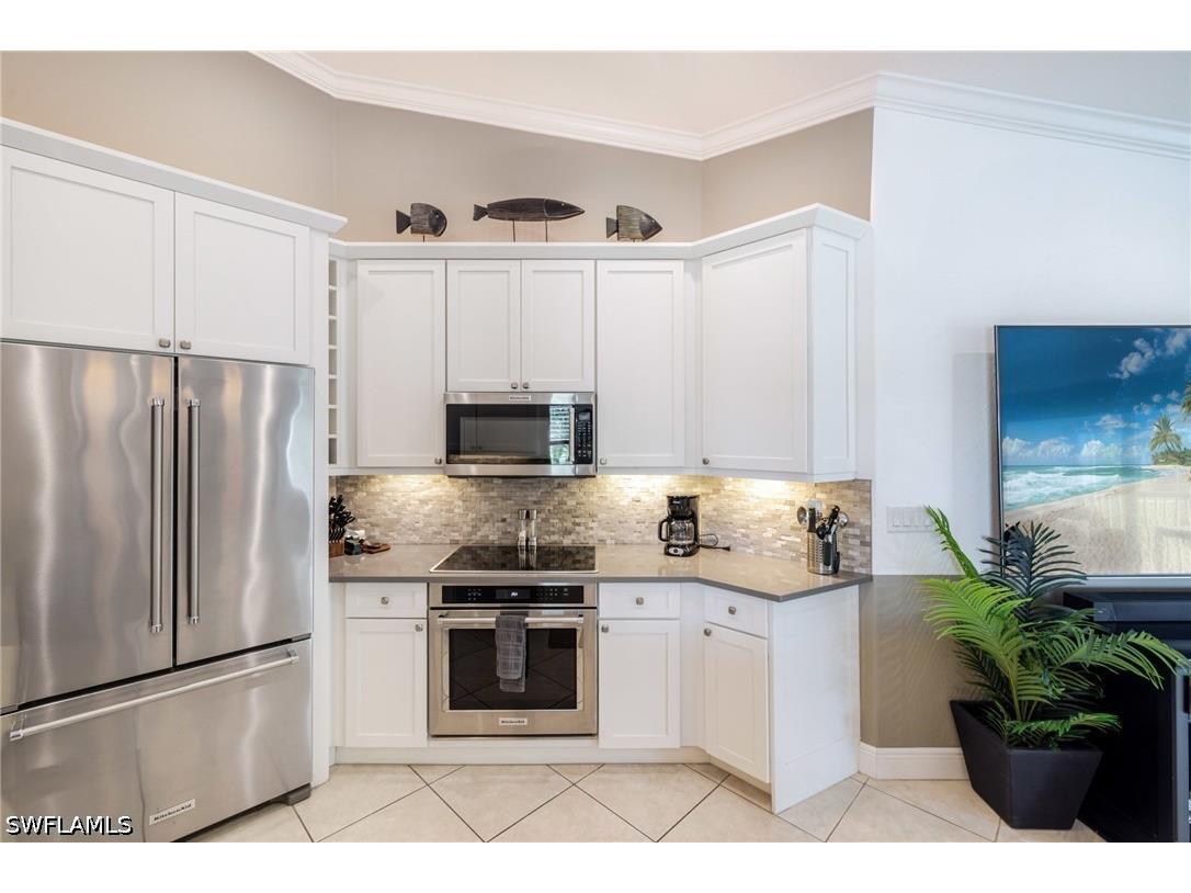 6871 Sterling Greens Drive #202 Naples FL 34104 226013648 image16