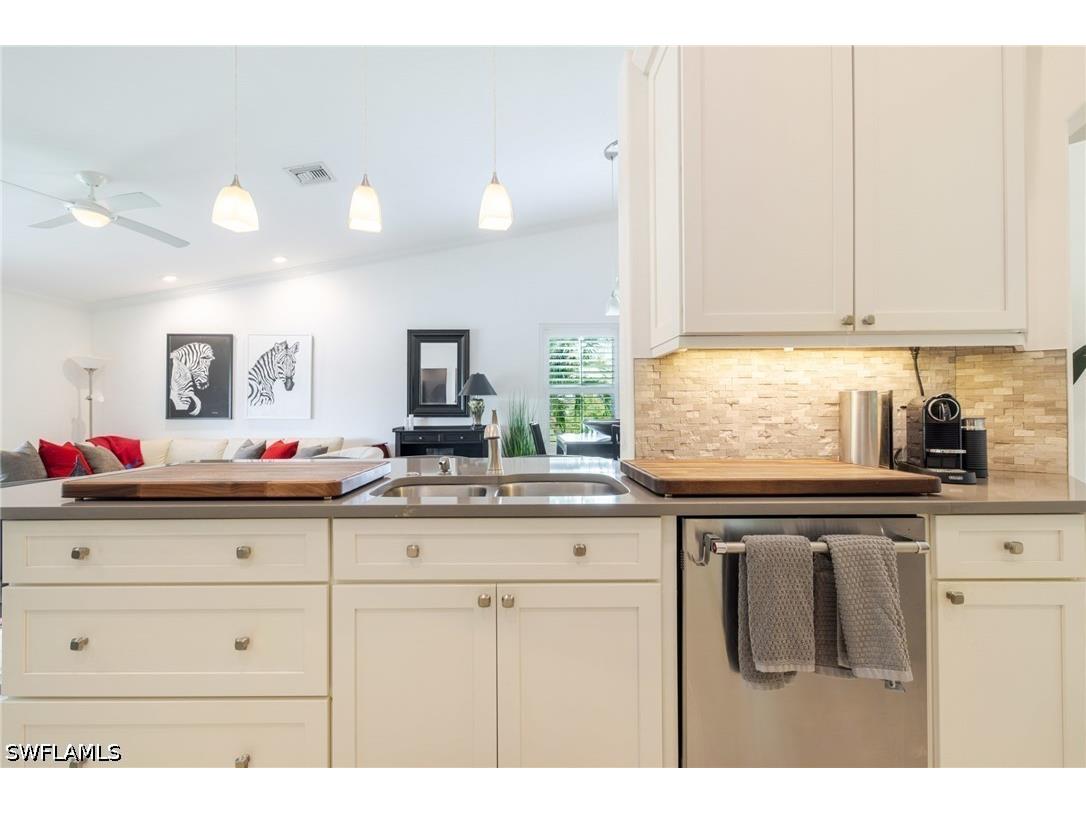 6871 Sterling Greens Drive #202 Naples FL 34104 226013648 image17