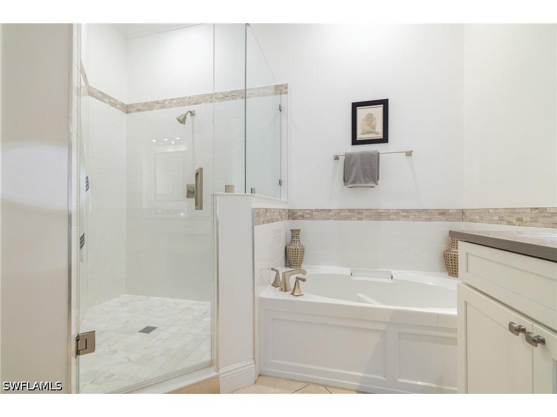 6871 Sterling Greens Drive #202 Naples FL 34104 226013648 image33