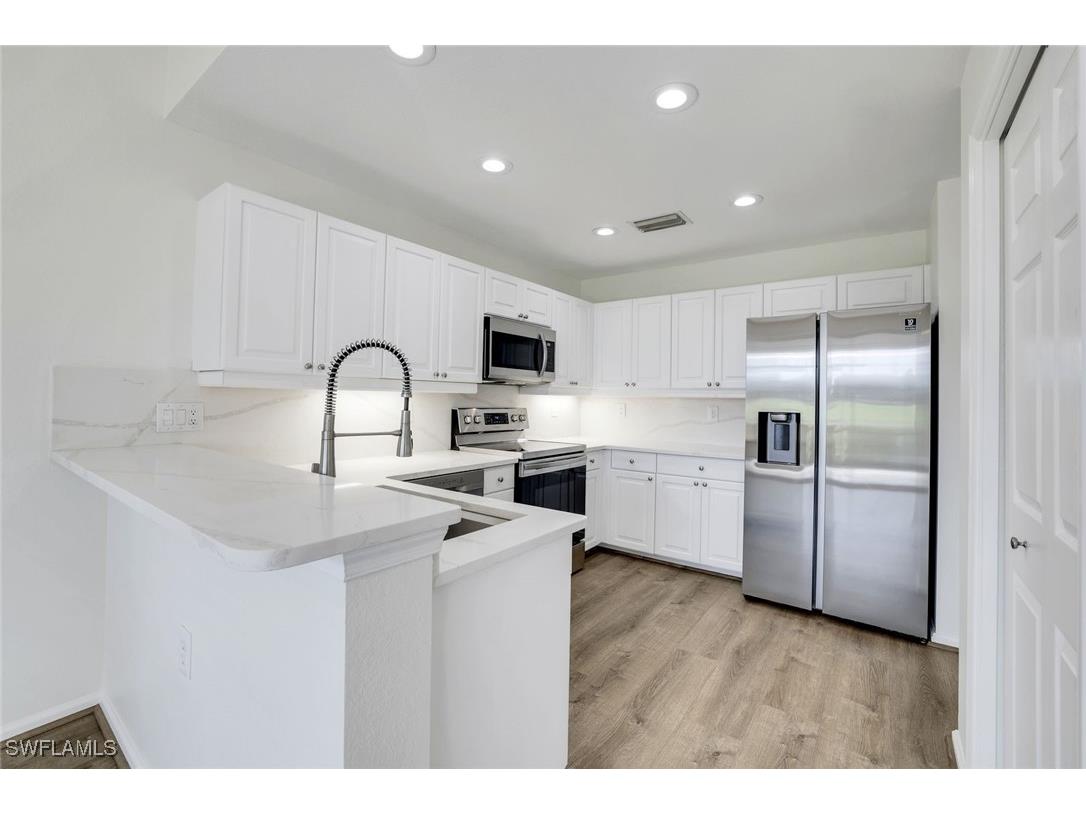 6875 Ascot Drive #6 Naples FL 34113 225072596 image3