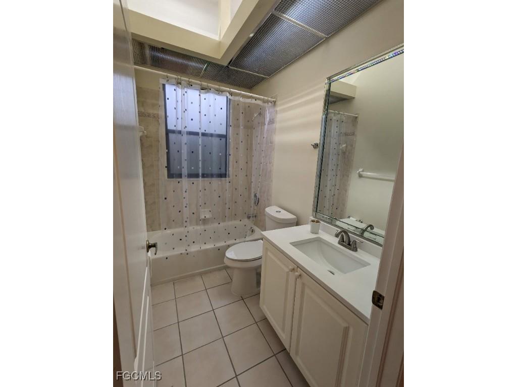 6876 Lone Oak Boulevard Naples FL 34109 2026002482 image13