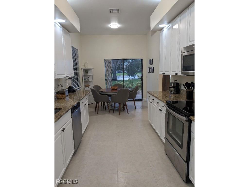 6876 Lone Oak Boulevard Naples FL 34109 2026002482 image7