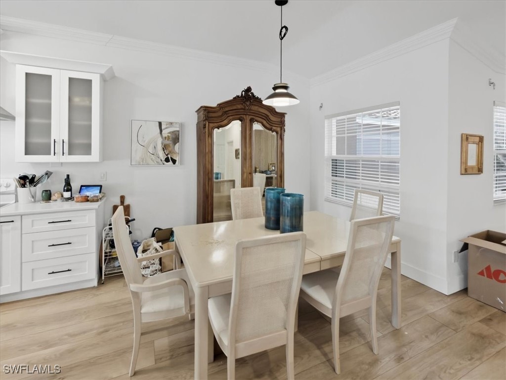 6876 Redbay Park Road #202 Naples FL 34109 225078756 image24