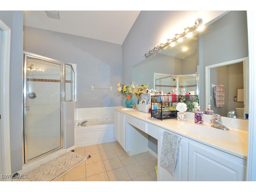 6878 Sterling Greens Court #202 Naples FL 34104 225075997 image8