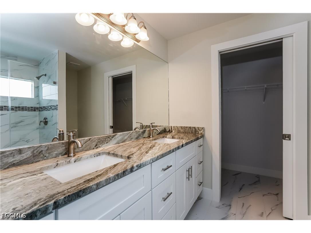 688 Manhattan Street E Lehigh Acres FL 33974 2026025026 image11