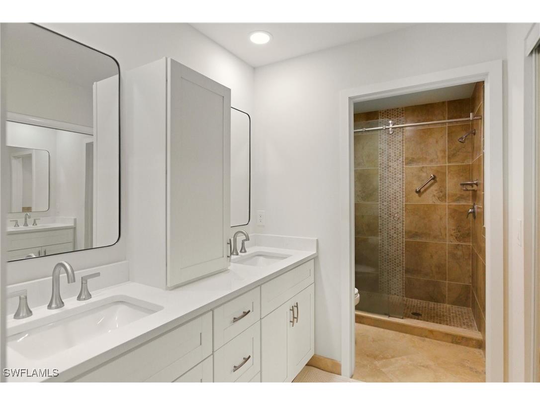 688 Wiggins Lake Drive #201 Naples FL 34110 225081665 image29