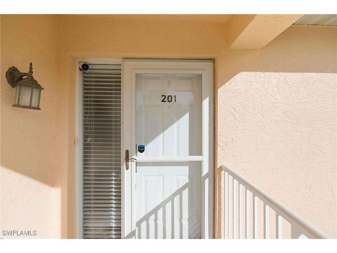 688 Wiggins Lake Drive #201 Naples FL 34110 225081665 image4