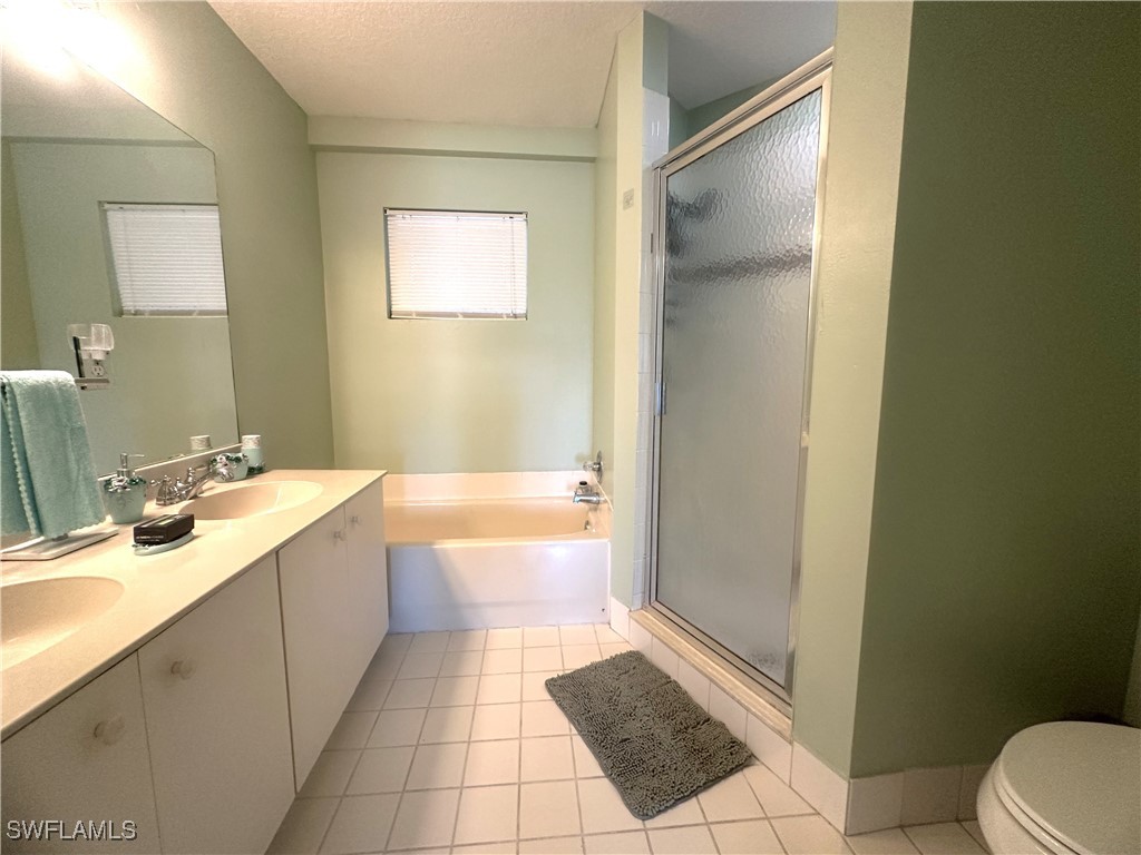 6880 Huntington Lakes Circle #203 Naples FL 34119 225084901 image10