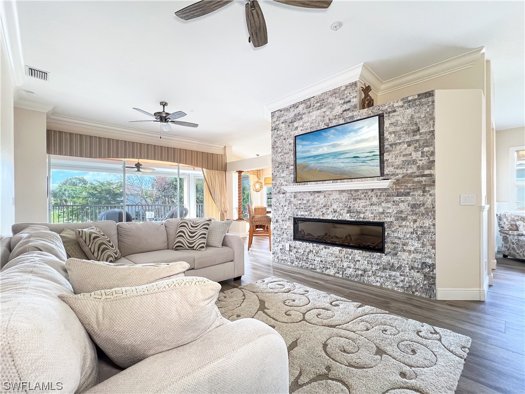 6880 Redbay Park Road #203 Naples FL 34109 224009350 image1