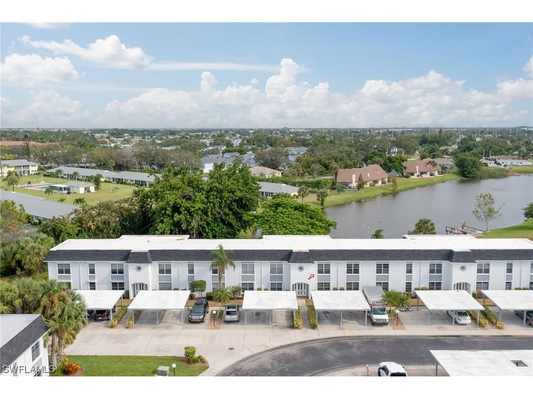 6880 Sandtrap Drive #4 Fort Myers FL 33919 223069183 image1