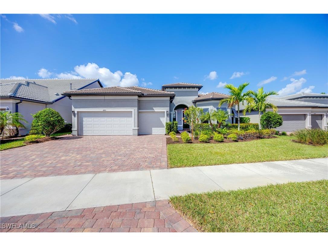 6883 Cocoplum Street Naples FL 34114 224083615 image1